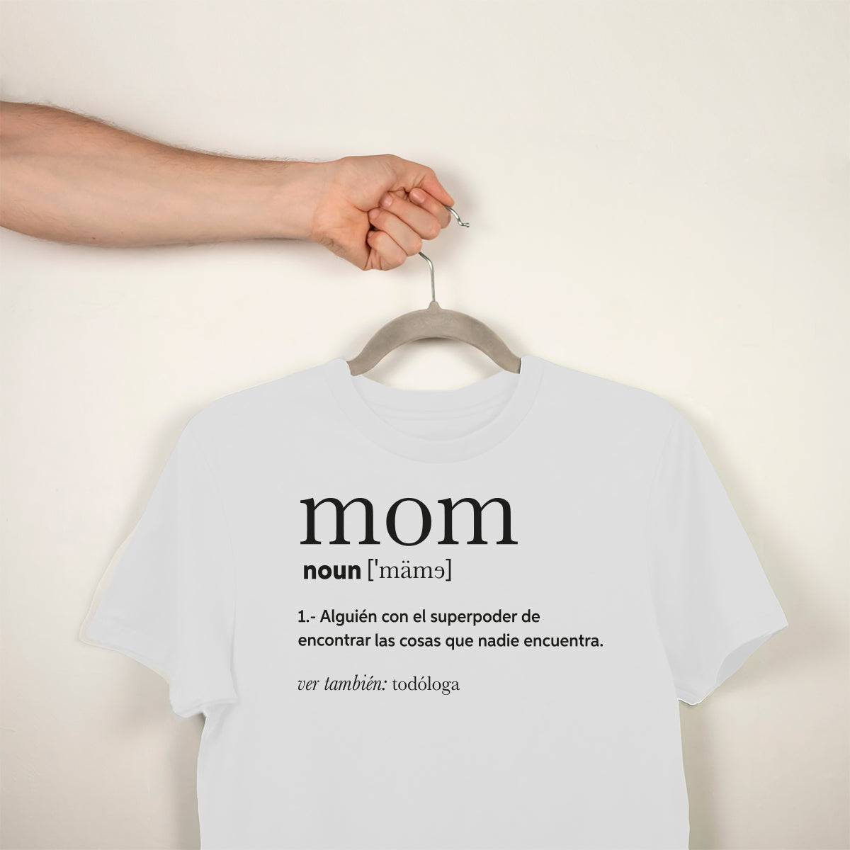 Mom noun